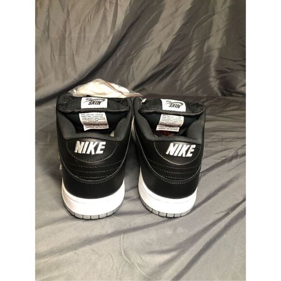 Nike SB Dunk Low  Metallic Silver and Black Men’s Size 9.5 - Picture 6 of 8